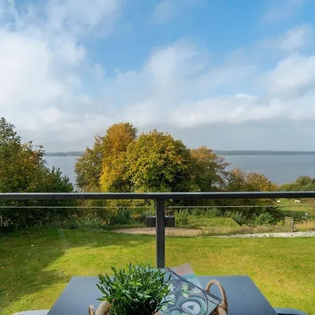 Haus-seeblick-in-bosau-wohnung-4 公寓 *